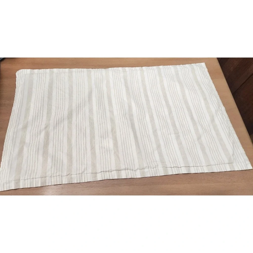 2- Wamsutta Stripe Oatmeal And Brown Stripe King Size Pillow Shams